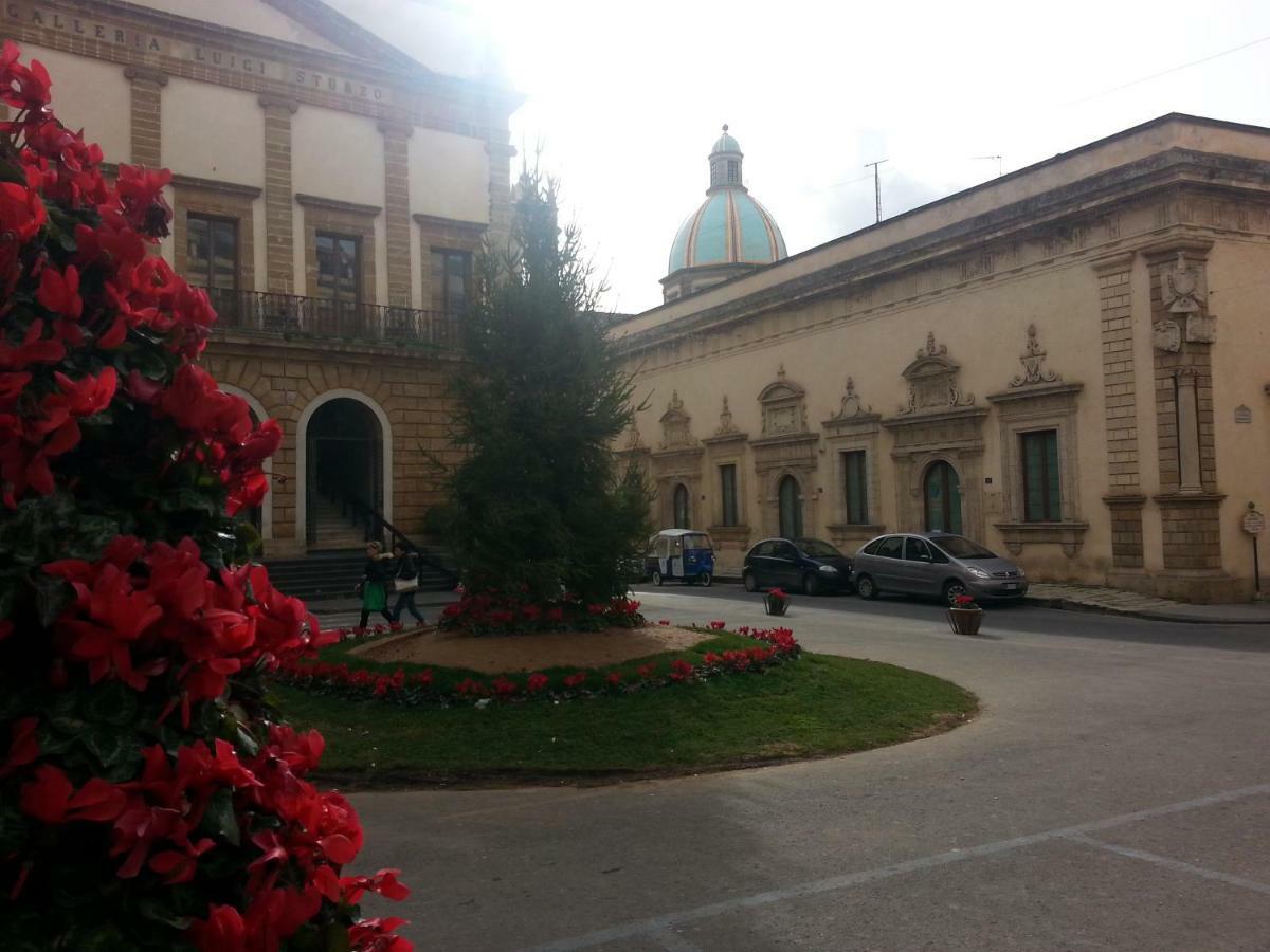 Liz House Caltagirone Exterior foto