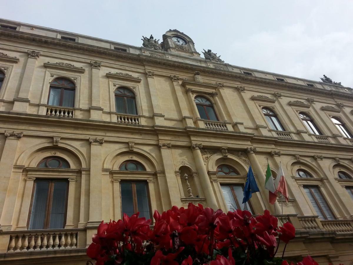 Liz House Caltagirone Exterior foto